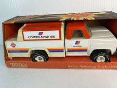 1982 United Airlines Airline Refueling Truck #2535