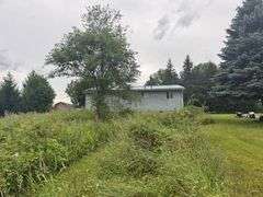 3 Bedroom Investment Home on 1.2 Acres