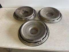 (3) Pontiac turbine style hubcaps