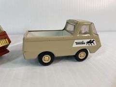 1970s Tonka Mini Horse Trailer & Truck