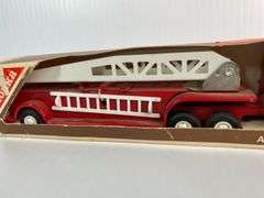 Tonka Aerial Ladder Fire Truck #675