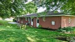 Brick Ranch Home in Sugarcreek