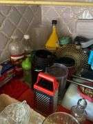 DRINKING GLASSES, KNIVES, DISH DRAINER AND KITCHEN ITEMS