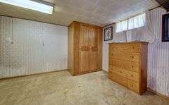Absolute Home & Outbuildings on 3.75 Acres