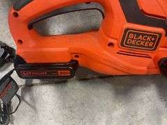 Black and Decker electric edger and hedge trimmer with batteries and charger - works