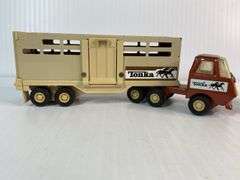 1970s Tonka Mini Horse Trailer & Truck