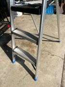 LIKE NEW KOBLAT HEAVY DUTY 3-STEP STOOL