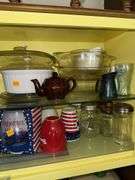 CONTENTS OF CUPBOARD INCL. SEVERAL PYREX PANS