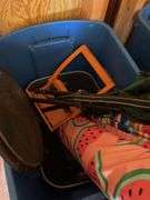 END TABLE, MAGAZINE RACK, STOOL-BENCH, TOTE WITH CONTENTS