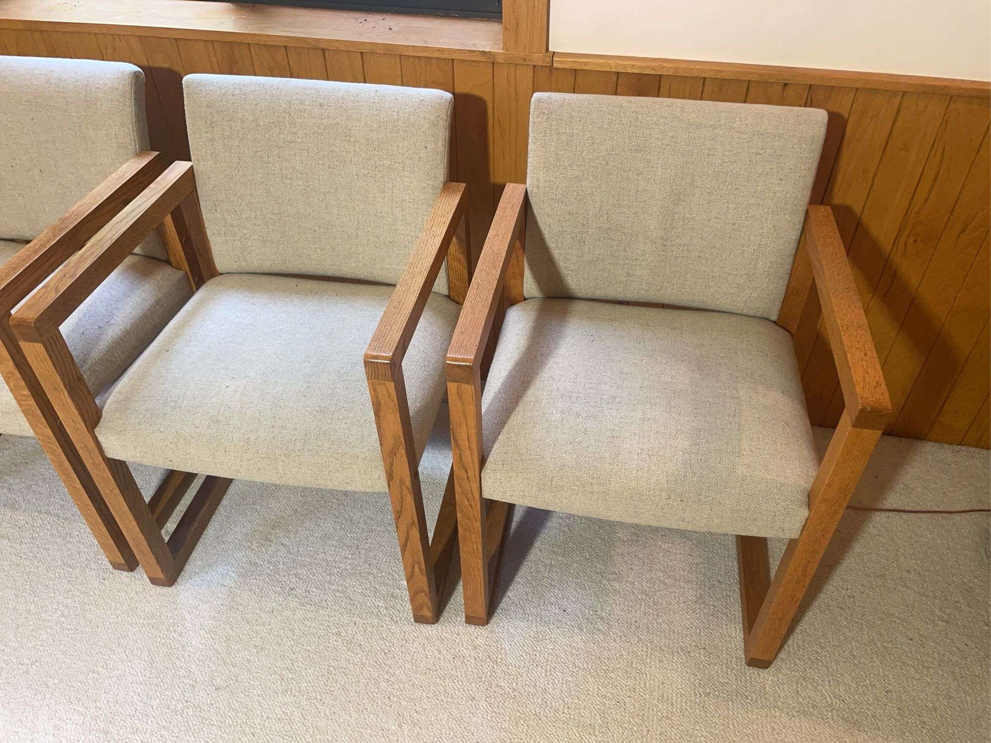 (4) matching office chairs