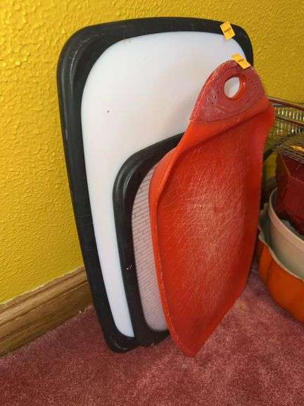 Assorted Kitchen Supplies