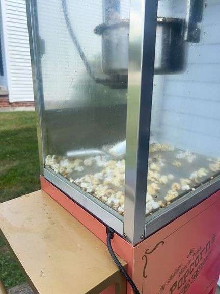 Old Fashioned Movie Time Popcorn Machine