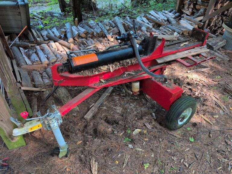 SpeeCo 25 ton light commercial log splitter - runs well