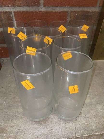 14 Clear Drinking Glasses