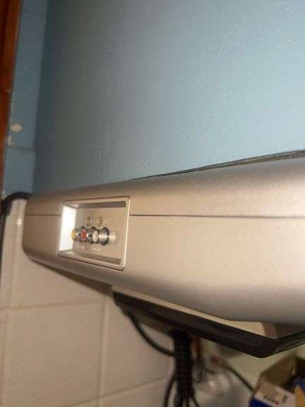 Electric DVD Player and Fold-Down Screen