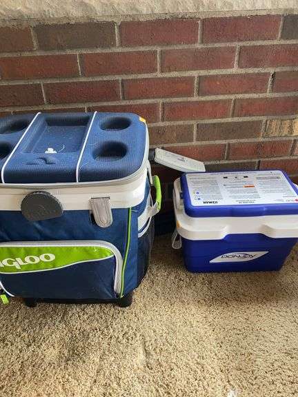 Igloo Mesh Wheeled Cooler, Donjoy Iceman Cooler