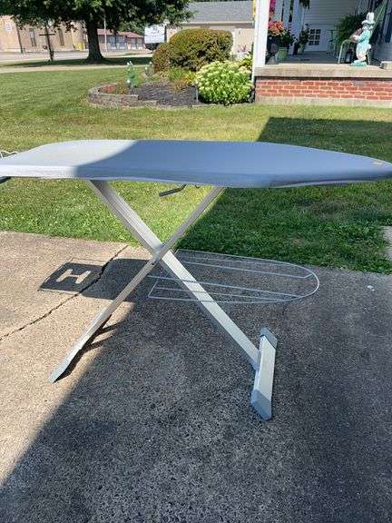 Pop Up Metal Ironing Board