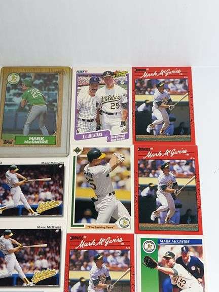 (19) Mark McGuire Baseball Cards
