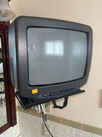 Sanyo Small Box Television with Mount-NO REMOTE