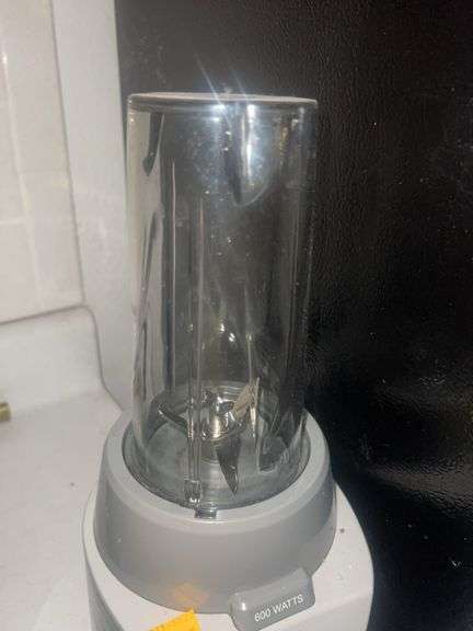 Ninja Blender with (2) Cups