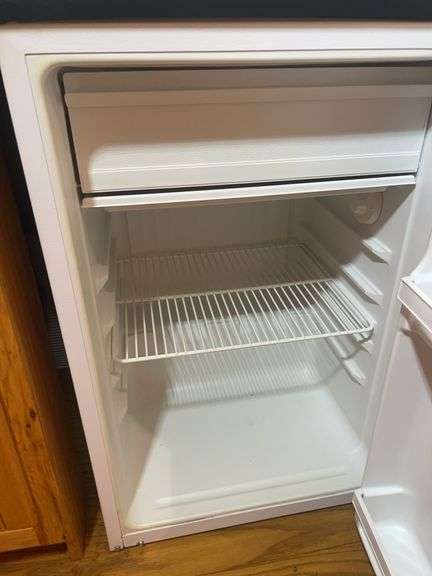 Holiday mini fridge - 22" wide, 33" tall