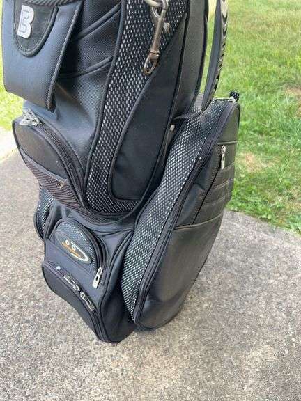 Bennington Golf Bag with Clubs