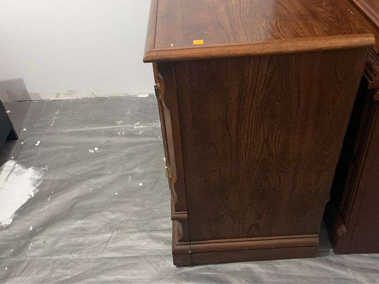 TV Cabinet