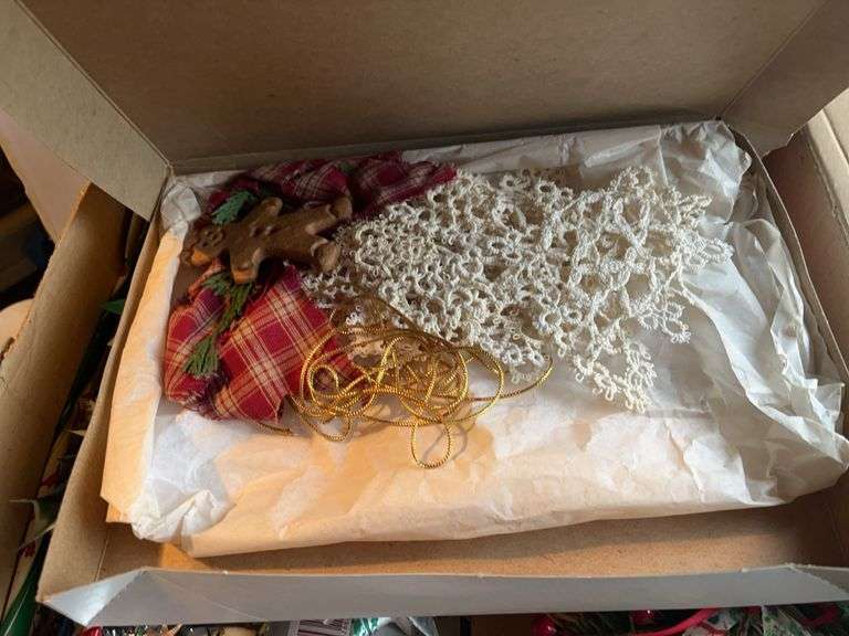 Christmas Ornaments & Decor