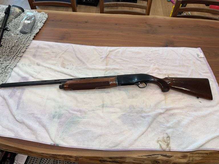 Beretta 12 gauge Bolt Action Semi auto Shot gun