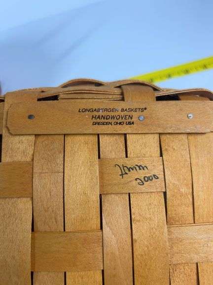 Longaberger Catch All Basket with Wooden Lid, Longaberger Round Basket with Leather Handles, Longabe