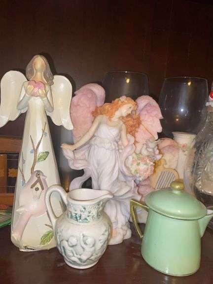 Contents of Cabinet-Decor