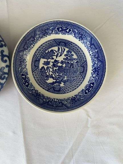 Cake Stand, Salad Dish, Envelope Dish, (2) Reed Diffuser