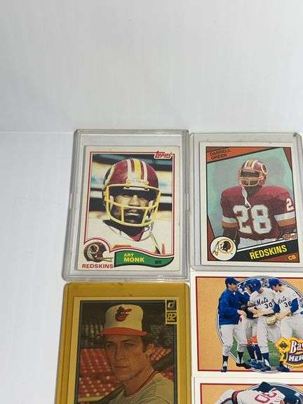 Assortment of Baseball Trading Cards