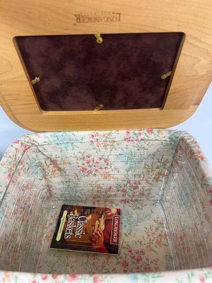 2002 Longaberger Mother’s Day Basket, Longaberger Shining Star Basket