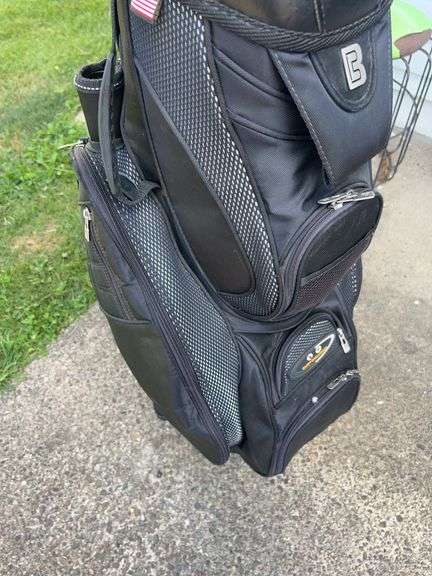 Bennington Golf Bag with Clubs
