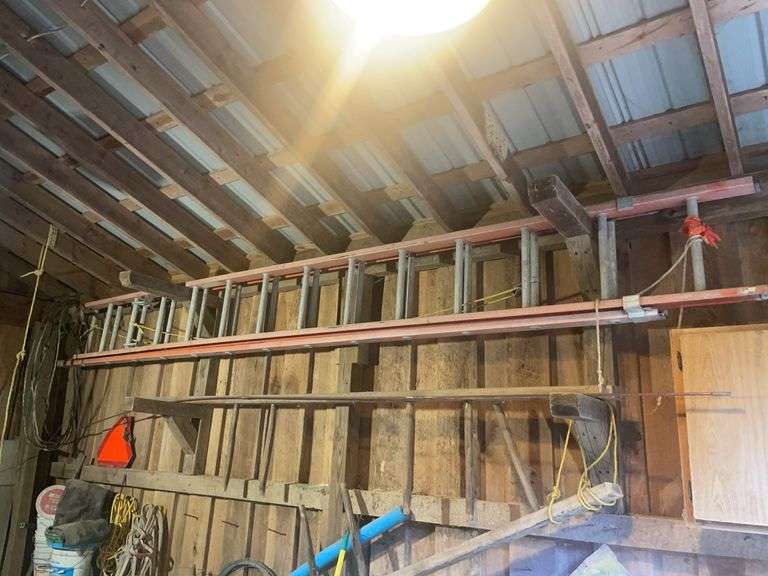 26 ft. Aluminum Extension ladder & parts wooden ladder