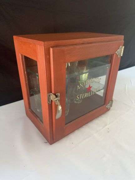 Antiseptic Sterilizer Case w/ (23) Shot Glasses