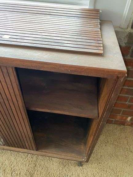 Wooden Cabinet with Sliding Doors- ONE DOOR BROKEN