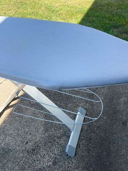 Pop Up Metal Ironing Board