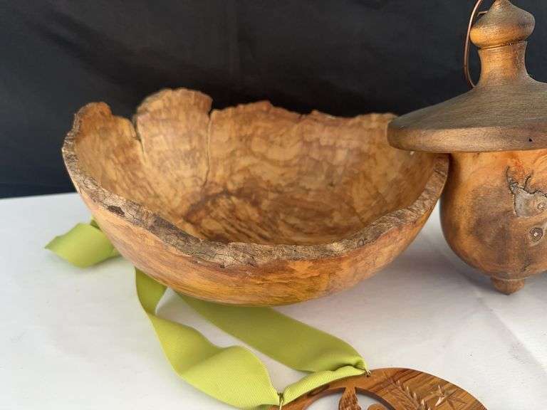 (2) Wood Bowls, Bird House, Peace Wood Work, and Wood Fish
