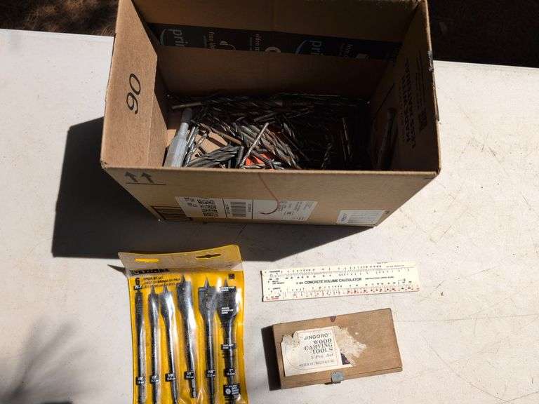 Assortment of drill bits - winged and more