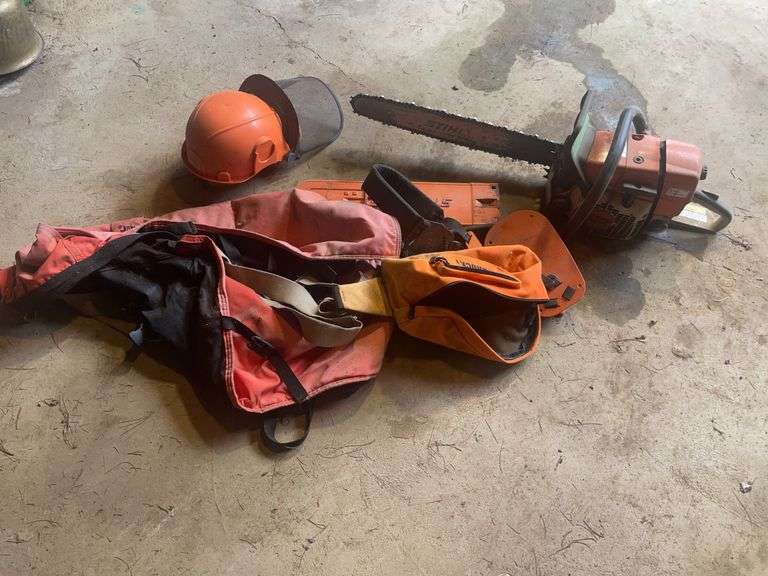 Stihl MS 367 chainsaw, blade cover, jacket, helmet & misc.