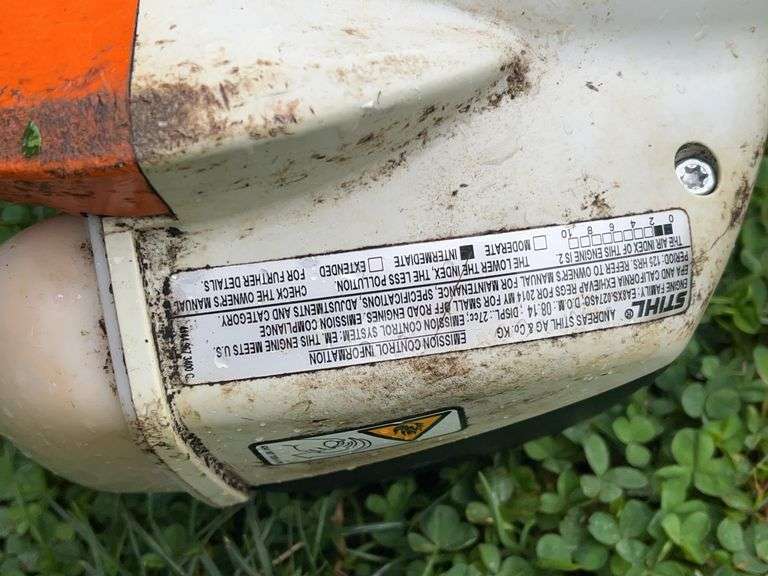 Stihl FS 56 RC Weedeater
