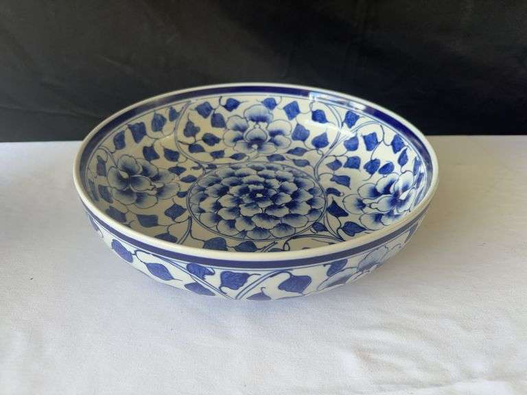 Cake Stand, Salad Dish, Envelope Dish, (2) Reed Diffuser