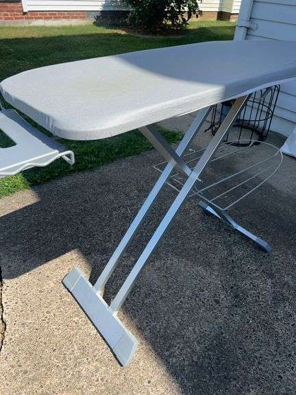 Pop Up Metal Ironing Board