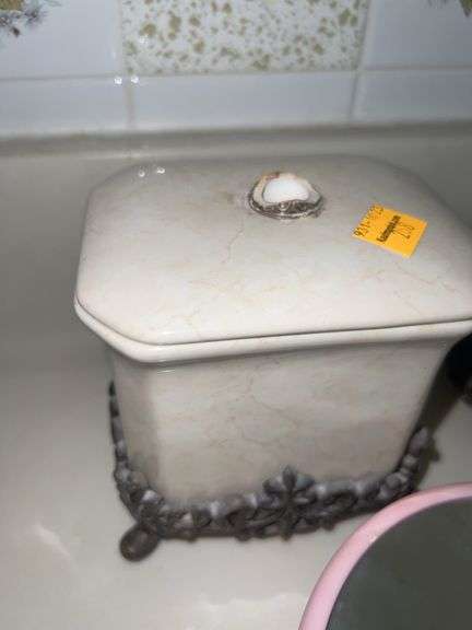 Bathroom Counter Contents
