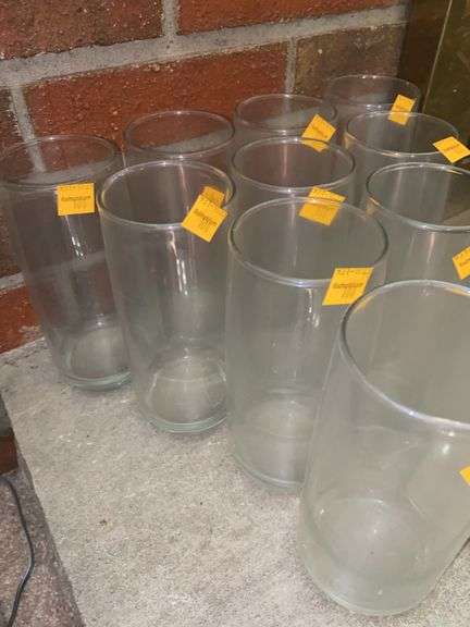 14 Clear Drinking Glasses