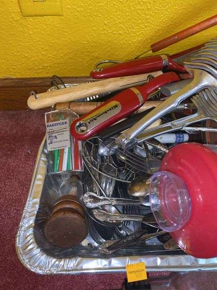 Assortment of Kitchen Utensils
