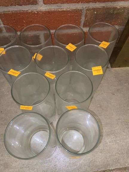 14 Clear Drinking Glasses