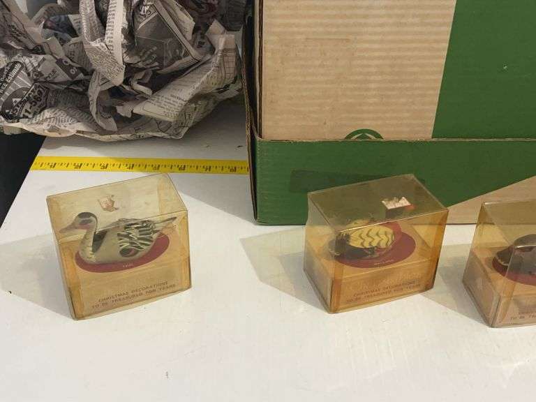 Glasses, Mugs, Hen on a Nest, Duck Decorations